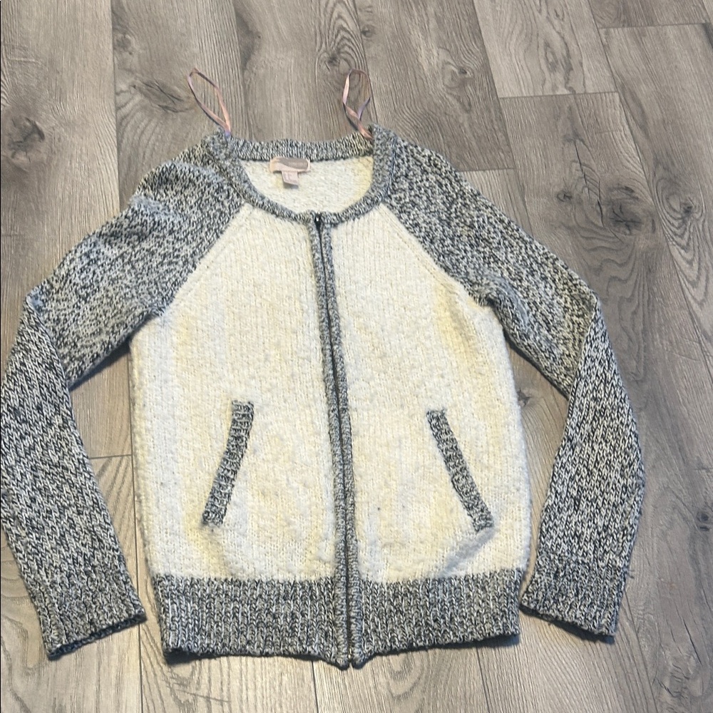 Forever 21 Black and Cream Knit Cardigan